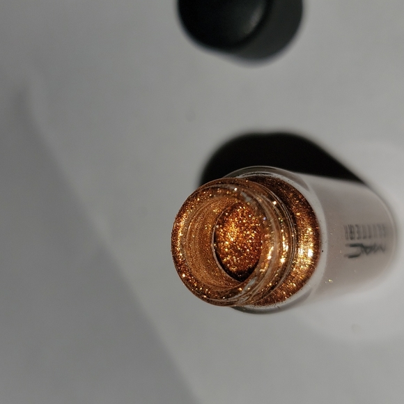 MAC COSMETICS GLITTER VIAL - Picture 4 of 4